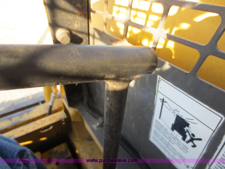 image for item D5948 1995 Gehl SL5625 skid steer