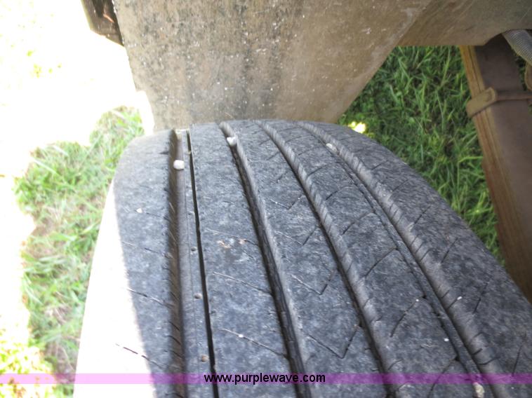 image for item D5957 1994 GMC TopKick service truck