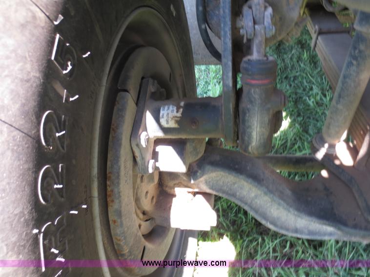 image for item D5957 1994 GMC TopKick service truck