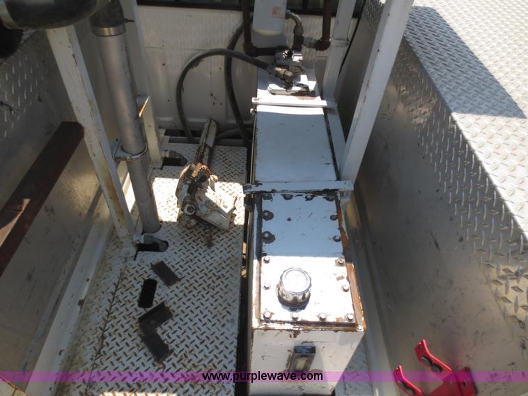 image for item D5957 1994 GMC TopKick service truck