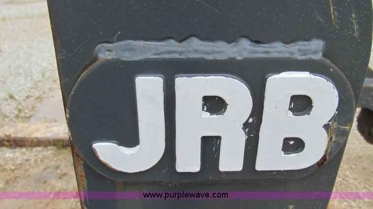 image for item E3937 1999 John Deere 624H loader