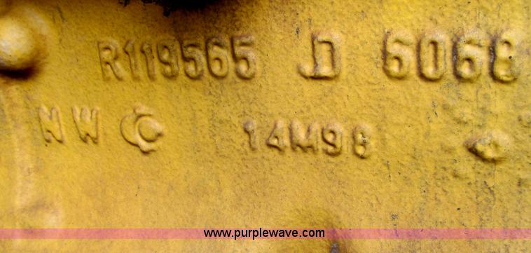 image for item E3937 1999 John Deere 624H loader