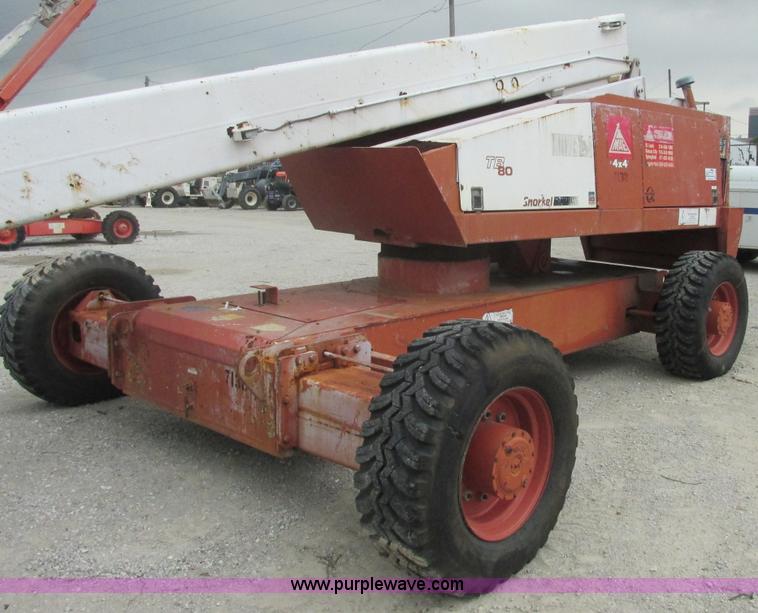 image for item E7335 2001 Snorkel TB80RD24X4 boom lift