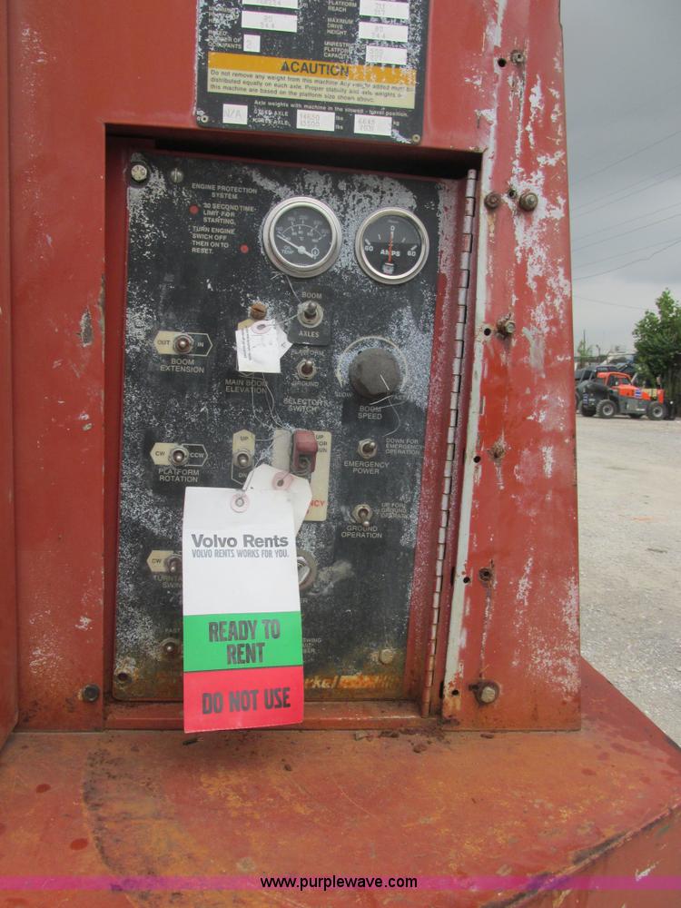 image for item E7335 2001 Snorkel TB80RD24X4 boom lift