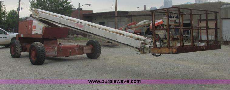 image for item E7335 2001 Snorkel TB80RD24X4 boom lift