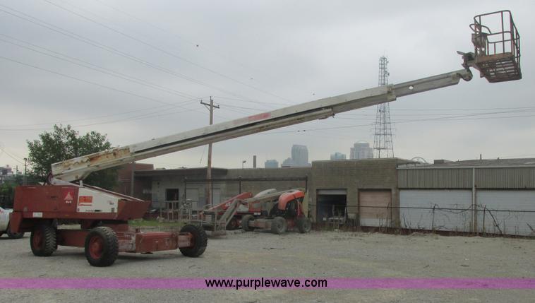 image for item E7335 2001 Snorkel TB80RD24X4 boom lift