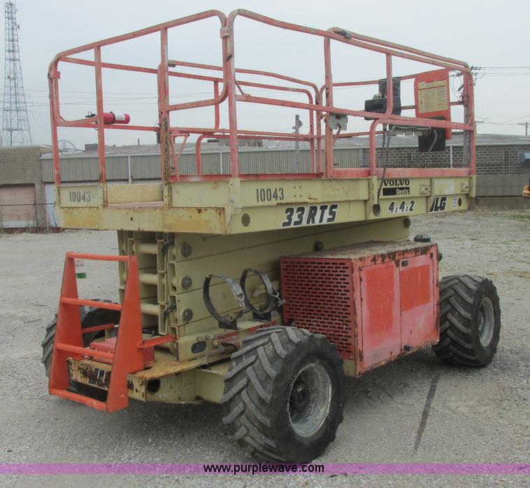 image for item E7336 2002 JLG 33RTS scissor lift