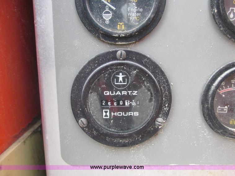 image for item E7336 2002 JLG 33RTS scissor lift