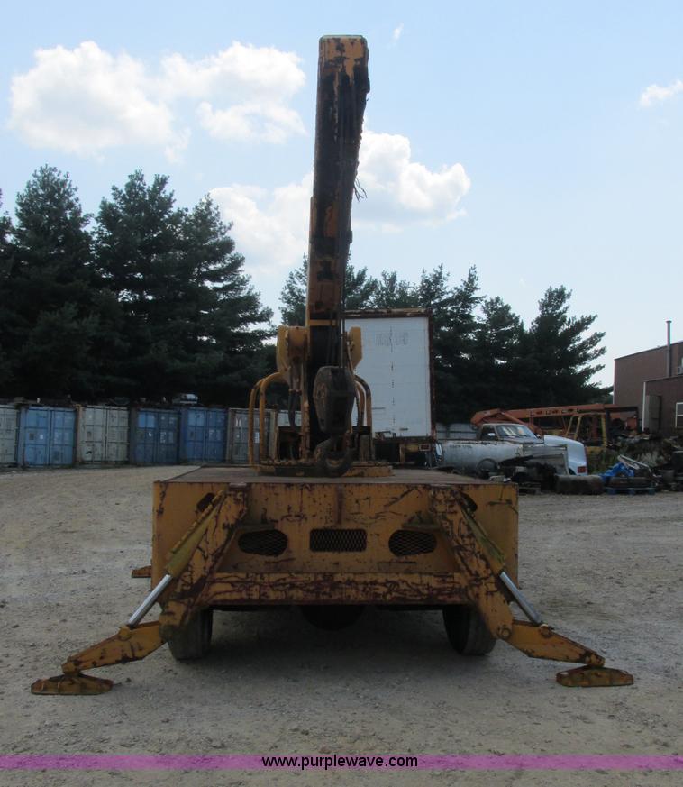 image for item E7342 Drott 160RF2 Go Devil carry deck crane