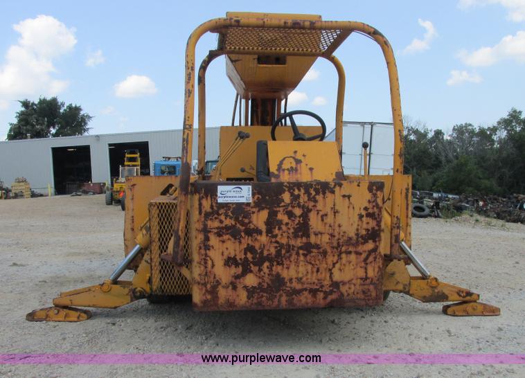 image for item E7342 Drott 160RF2 Go Devil carry deck crane