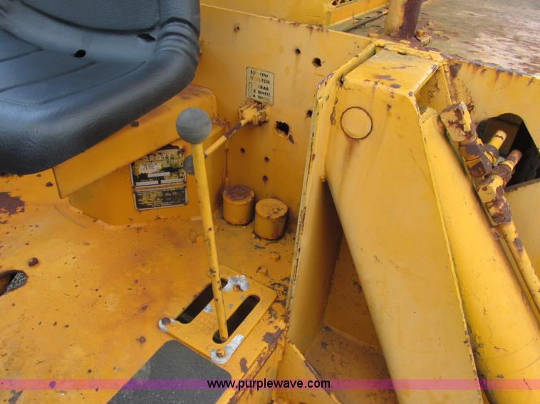 image for item E7342 Drott 160RF2 Go Devil carry deck crane