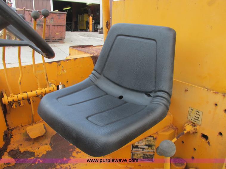 image for item E7342 Drott 160RF2 Go Devil carry deck crane