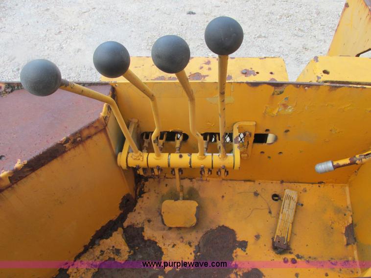 image for item E7342 Drott 160RF2 Go Devil carry deck crane