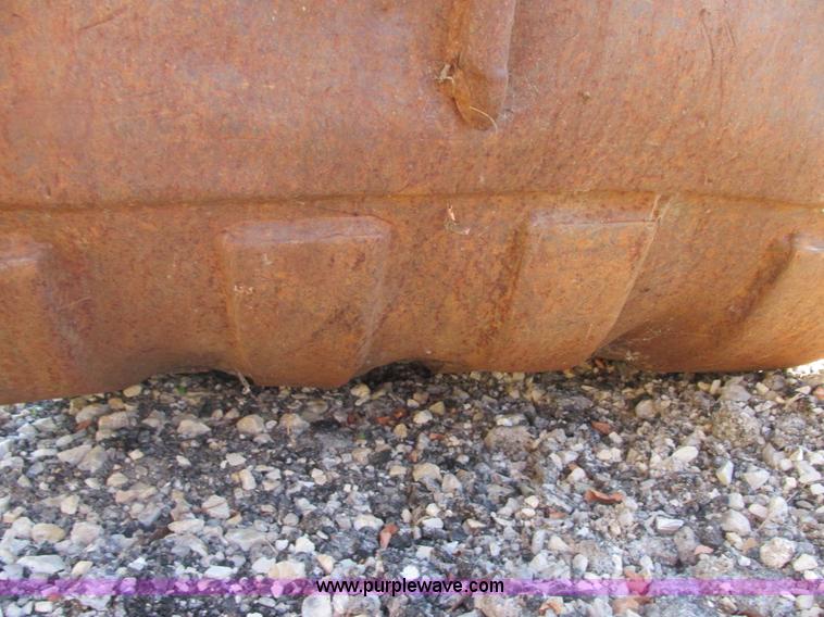 image for item E7362 John Deere 230 bucket