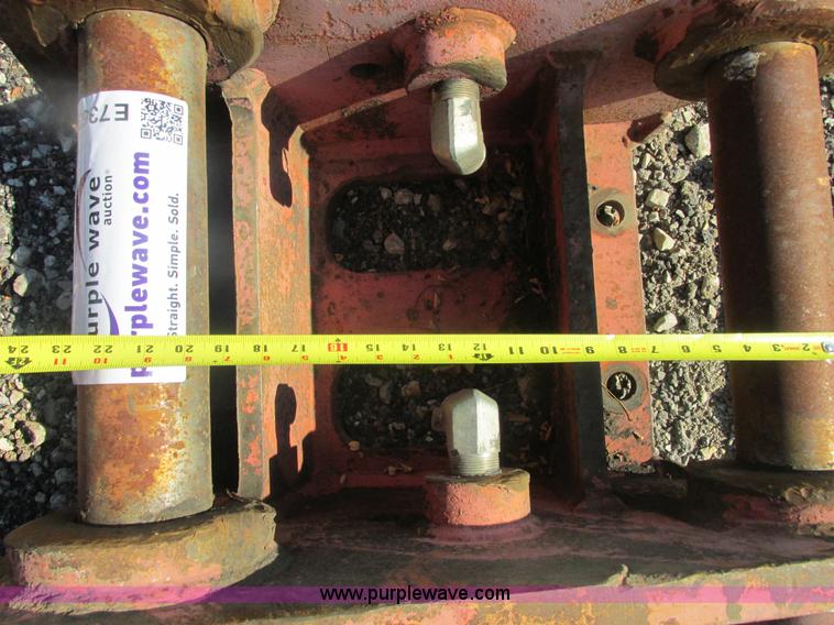 image for item E7363 230 to NPK breaker adapter plate