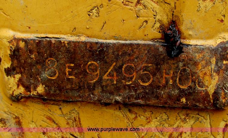 image for item F5204 1995 Caterpillar D5H XL Series II dozer