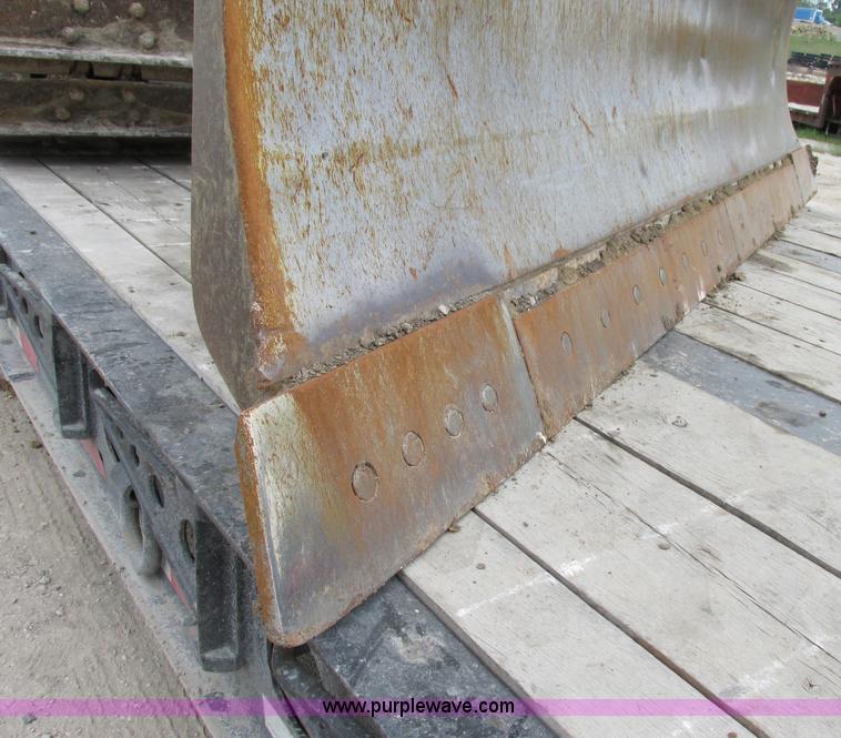 image for item F5204 1995 Caterpillar D5H XL Series II dozer