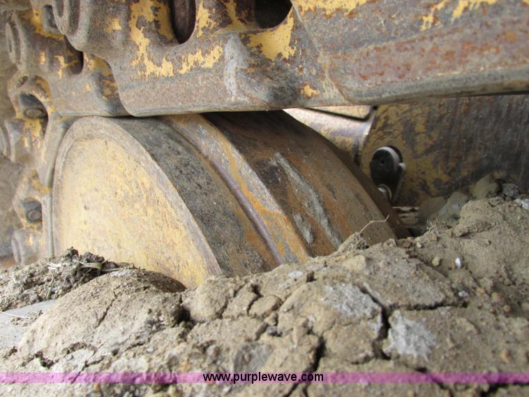 image for item F5204 1995 Caterpillar D5H XL Series II dozer
