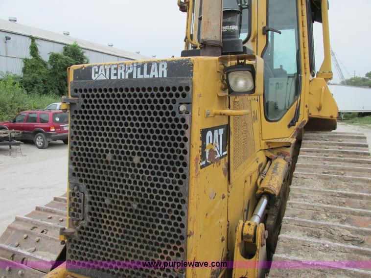 image for item F5204 1995 Caterpillar D5H XL Series II dozer