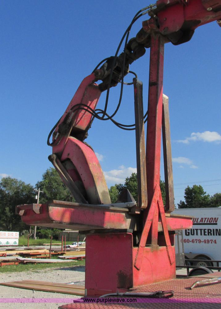 image for item F5220 1985 Mack DM685S drywall boom truck