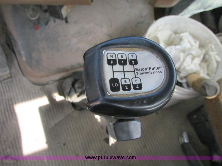 image for item F5223 1992 Ford LTLA9000 AeroMax 120 water truck