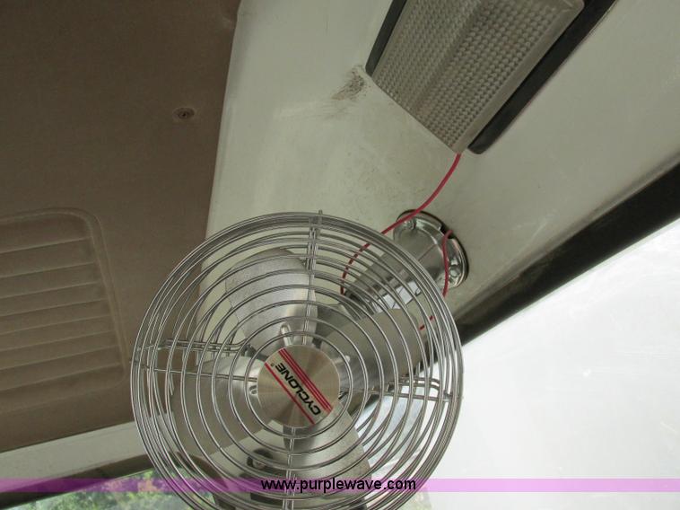 image for item F5223 1992 Ford LTLA9000 AeroMax 120 water truck