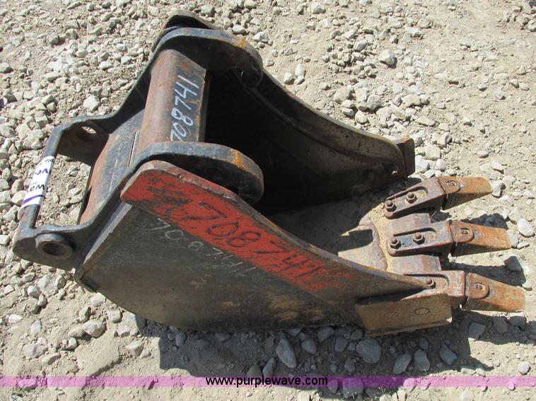 image for item F5229 13" excavator bucket