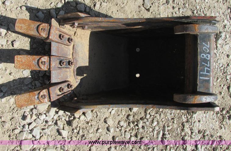 image for item F5229 13" excavator bucket