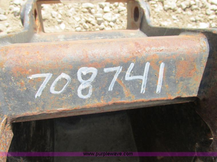 image for item F5229 13" excavator bucket