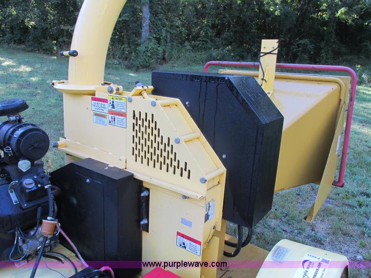 image for item F5231 Powertek 727 commercial wood chipper