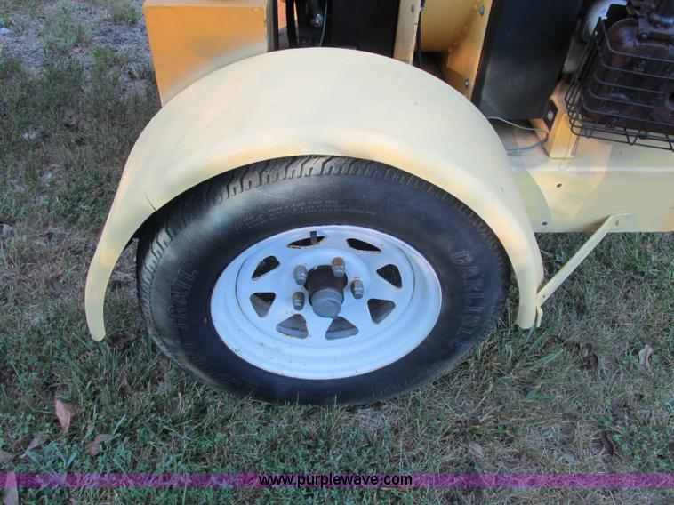 image for item F5231 Powertek 727 commercial wood chipper