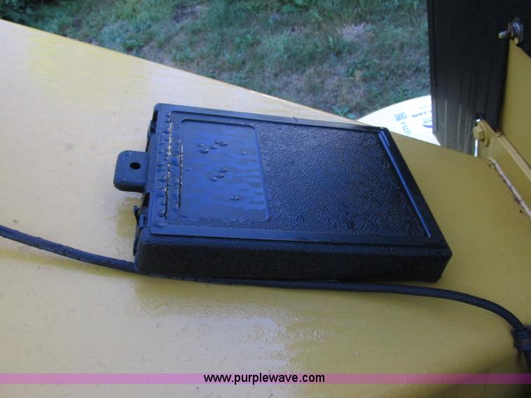 image for item F5231 Powertek 727 commercial wood chipper