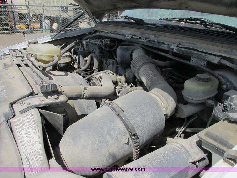 image for item F5234 2001 Ford F250 Super Duty XL pickup truck