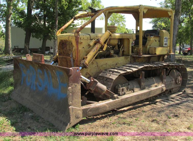 image for item F5236 1963 Caterpillar D6C dozer