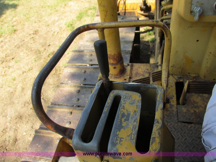 image for item F5236 1963 Caterpillar D6C dozer