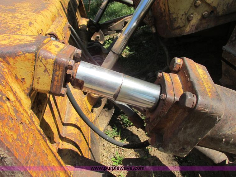 image for item F5236 1963 Caterpillar D6C dozer