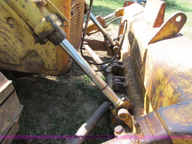 image for item F5236 1963 Caterpillar D6C dozer