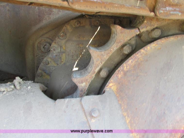 image for item F5236 1963 Caterpillar D6C dozer