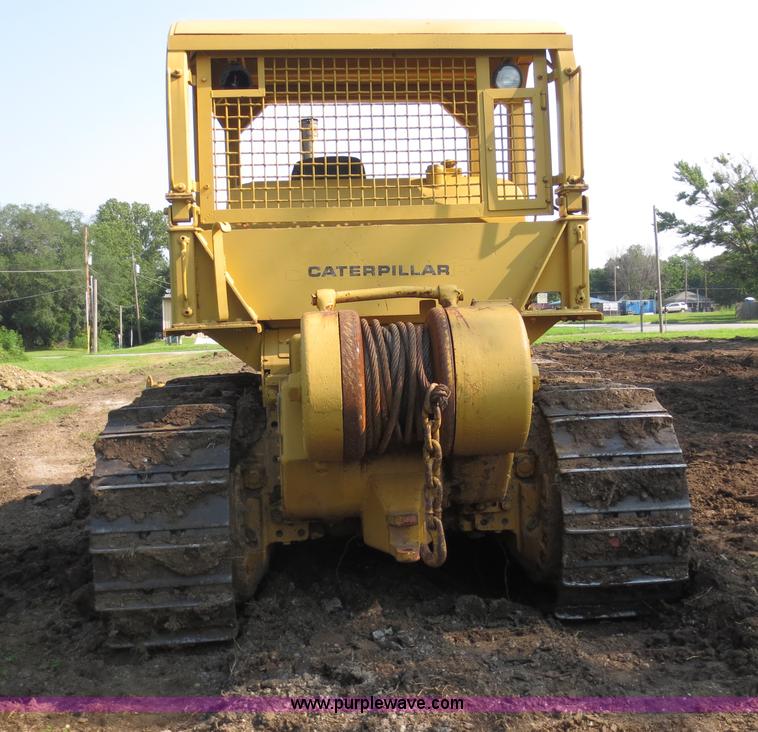 image for item F6654 1960 Caterpillar D8H dozer