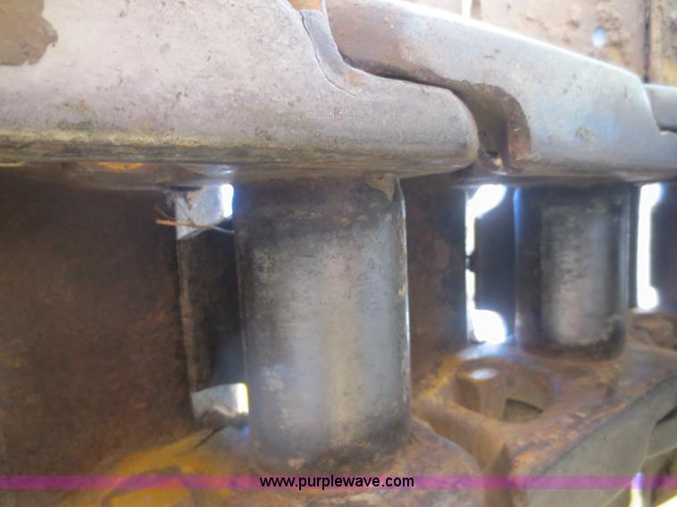 image for item F6654 1960 Caterpillar D8H dozer