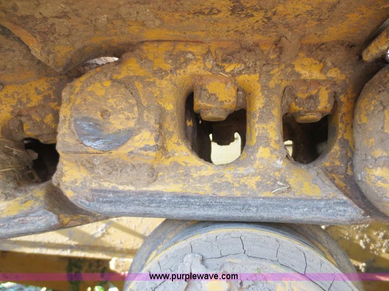 image for item F6654 1960 Caterpillar D8H dozer