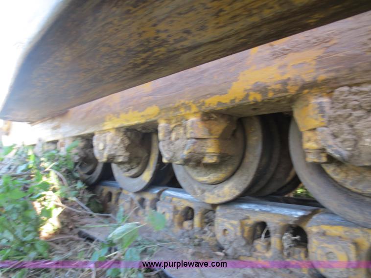 image for item F6654 1960 Caterpillar D8H dozer