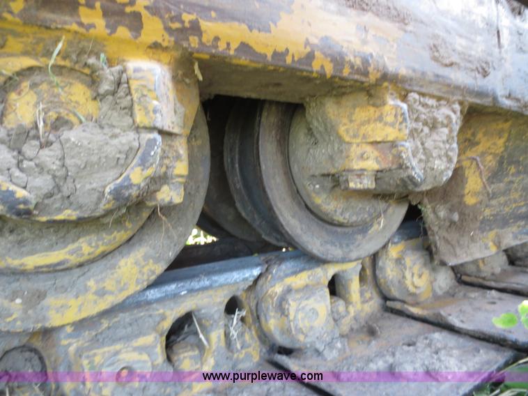 image for item F6654 1960 Caterpillar D8H dozer