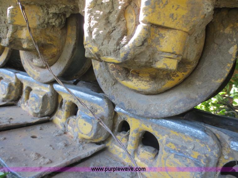 image for item F6654 1960 Caterpillar D8H dozer