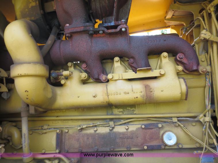 image for item F6654 1960 Caterpillar D8H dozer