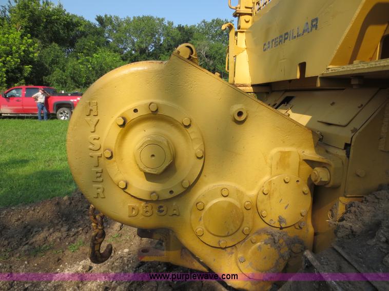 image for item F6654 1960 Caterpillar D8H dozer