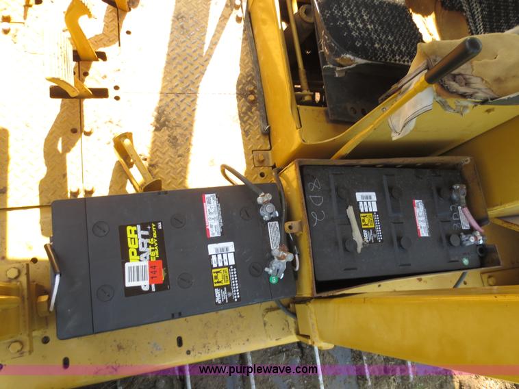 image for item F6654 1960 Caterpillar D8H dozer