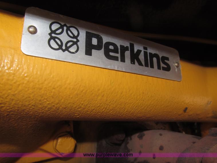 image for item F7106 1994 Massey-Ferguson 50EX Power Shuttle L MFWD tractor