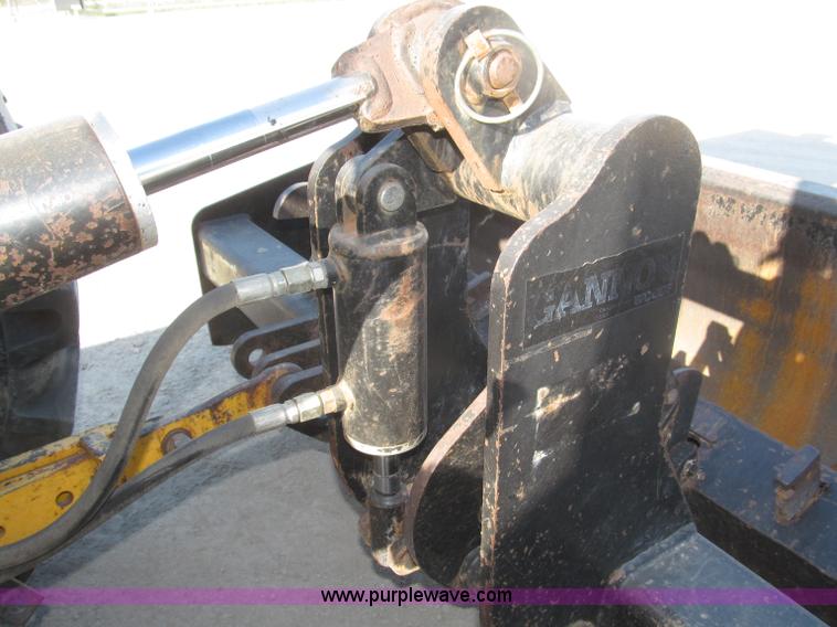 image for item F7106 1994 Massey-Ferguson 50EX Power Shuttle L MFWD tractor