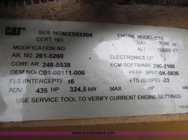 image for item F7109 2007 Freightliner FLD132 XL Classic semi truck